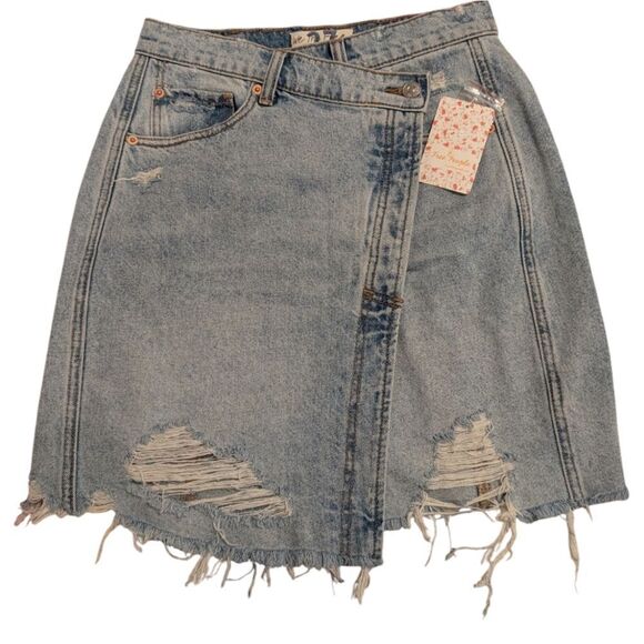 Free People Surfs up‎ Wrap Denim Mini Skirt nwt women's size 27 - Picture 3 of 7